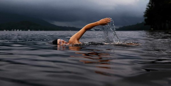 Quels sont les bienfaits de la natation pour la santé globale ?