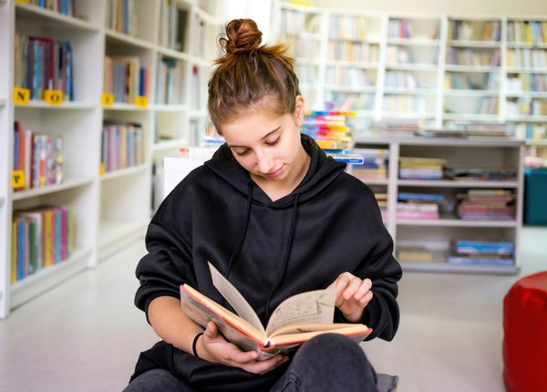 Bague de lecture : avantages et conseils d’achat de l’accessoire